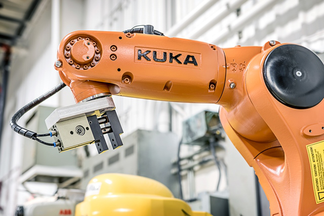 KUKA_Robot_Small_EOAT.png #资产:534